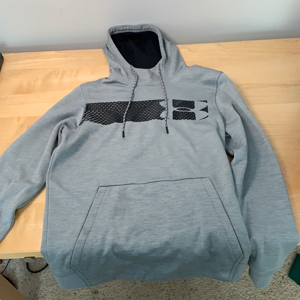 Under Armour Hoodie